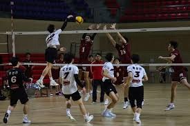 东契奇爱摊手，送灰熊15-0攻击波！JJJ爱伸手，五犯埋伏笔！