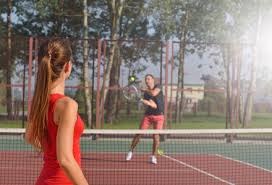 46分钟 下半场比赛在埃兰路球场继续进行，双方均未做出换人调整。 利兹联0比0曼联 来源：The United Stand