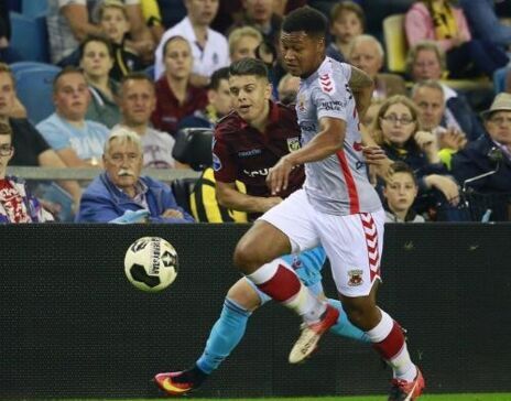 执教期间与 执教期间与